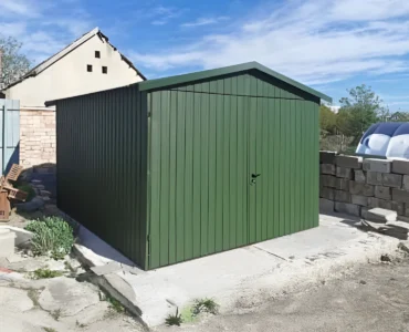 Garáž pre jedno auto 3x3 m Sedlová strecha Zelená