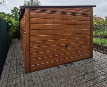 Garáž pre jedno auto 4x5 m Pultová strecha Drevo-dekor