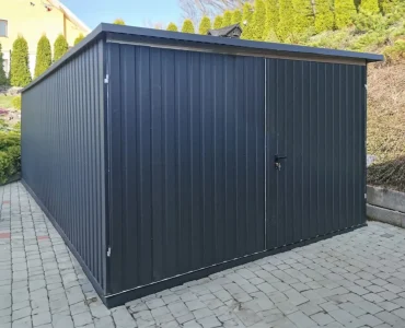 Plechová garáž 3,5x5 m, pultová strecha, dvojkrídlová brána, čierna