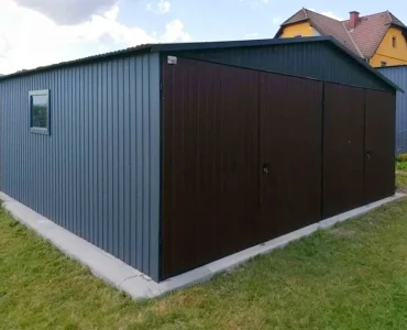 Plechová garáž 6x6 m, pre dve autá, sedlová strecha, dvojkrídlová brána, grafit