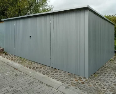 Plechová garáž 7x5 m, pultová strecha, dvojkrídlová brána, hliník