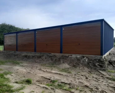Plechová hala 12x5 m, pultová strecha, výklopná brána, grafit