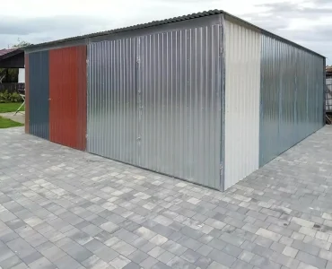 Plechová garáž 6x6 m, pultová strecha, dvojkrídlová brána, viacfarebná, III. akosť